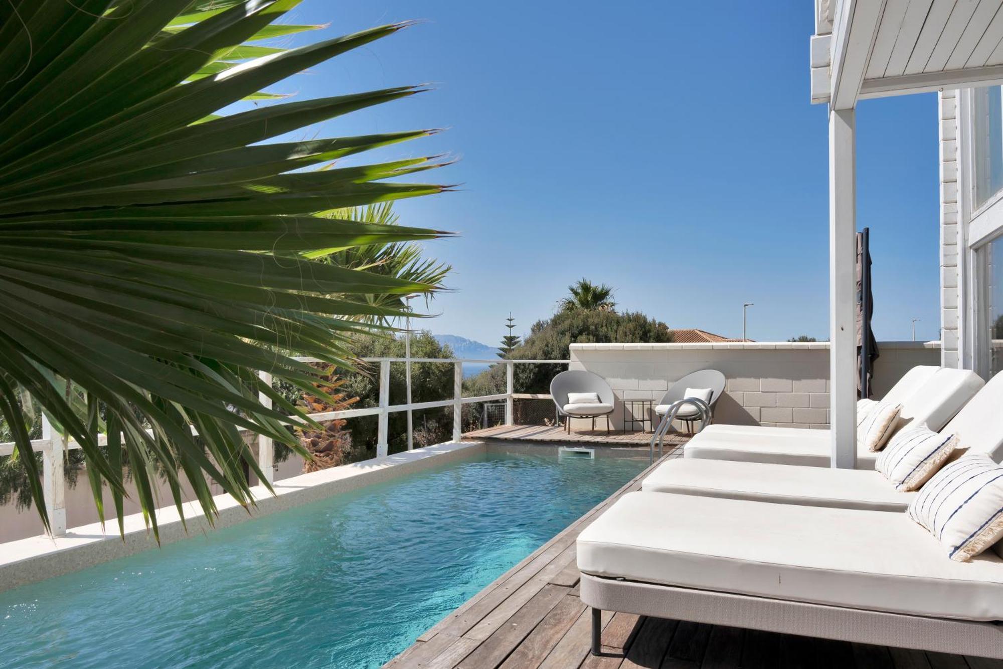 Increible Villa De Madera Con Vistas Al Mar Algeciras Exterior photo